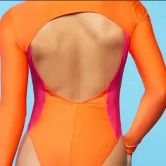 Sports Illustrated X Forever 21 Long Sleeve One-piece swimsuit - Picture 8 of 8